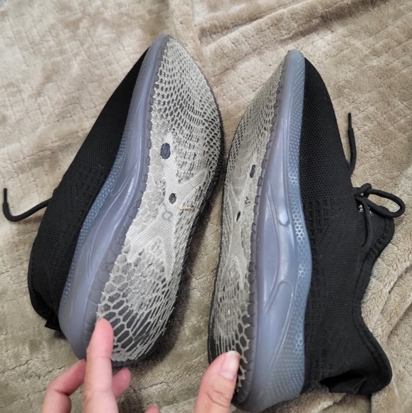 Pony Women's Slip‎ on Shoes - Picture 8 of 8